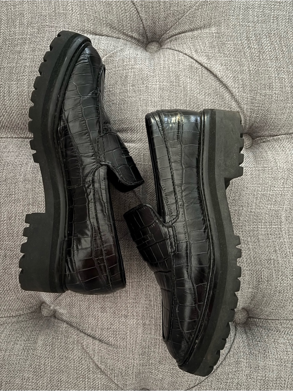 Everlane Black Croc-Embossed Lug Sole Loafers - Picture 3 of 10